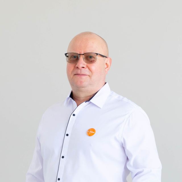 Александр, руководитель компании